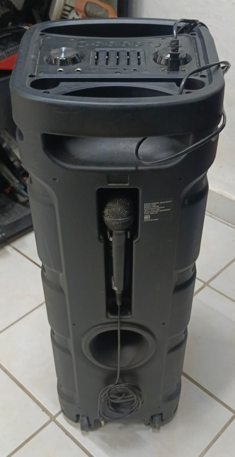 Bocina Recargable Misik mb2240, usado