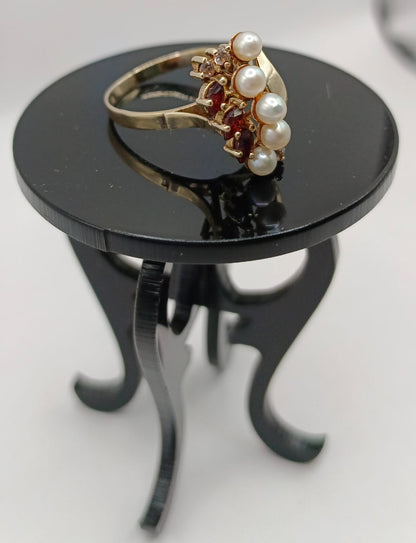 Juego de anillo y aretes con perlas y sirconias ORO 10k peso 6.6gr, usado