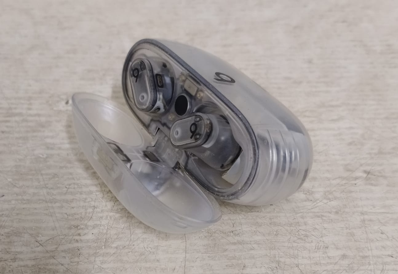 Auriculares BEATS buds, usado