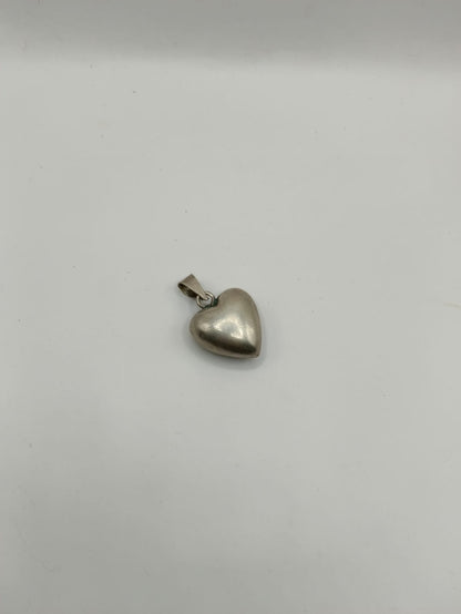 Dije de corazon PLATA 925 peso 12.4gr, usado