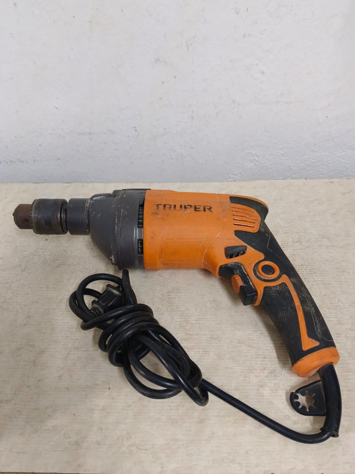 Taladro Rotomartillo TRUPER esma-2-a1, usado