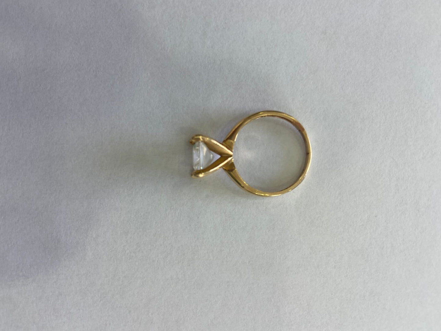 💍✨ ¡Anillo de Oro 10kt en excelente estado! ✨💍