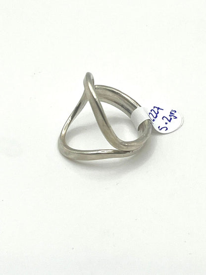 Anillo con abertura grande baño de plata 5.2grs #13