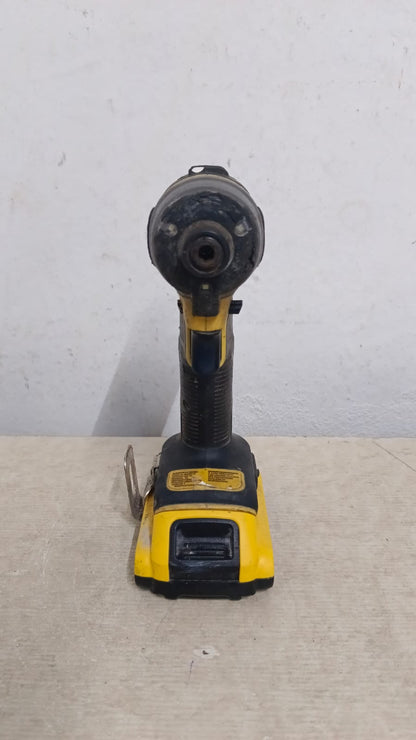 Atornillador inalambrico DEWALT dcd761