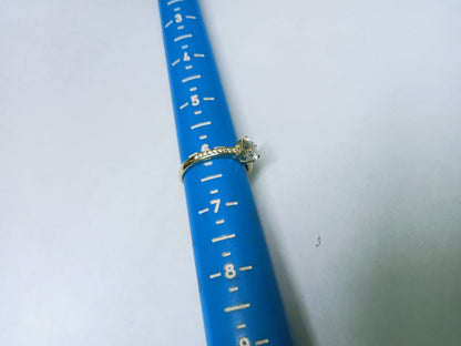 Anillo Solitario de Oro 10k – Talla 6.5