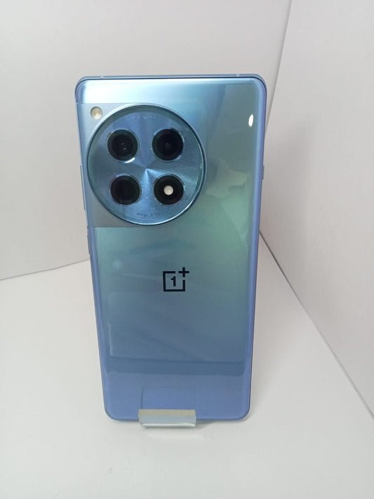 OnePlus Ace 3 (512 GB + 12 GB RAM)