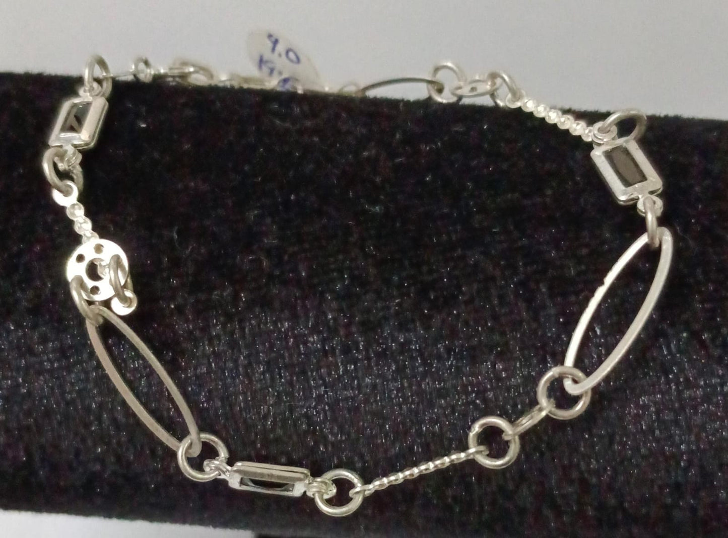 Pulsera con sinteticos negro PLATA 925 peso 4gr, usado