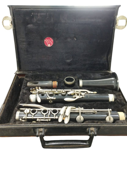 CLARINETE YAMAHA – USADO EN EXCELENTE ESTADO