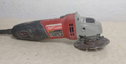 Esmeril MILWAUKEE 6133-20, usado