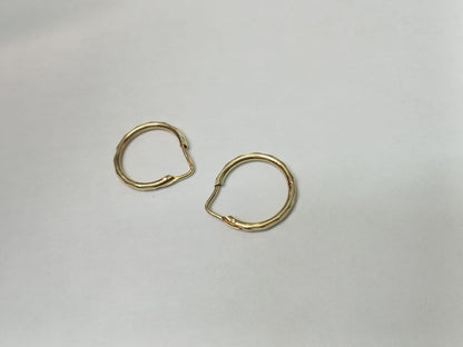 Par de Arracadas Diamantadas en Oro 10K