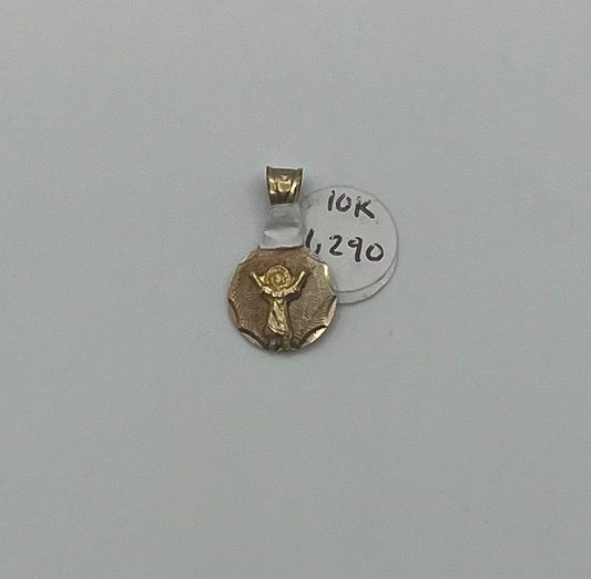 Dije religioso pesa 0.8 grms mide 2cm 10k