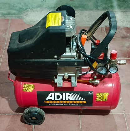 Compresor de aire 25 lts ADIR, usado