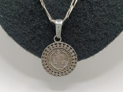 Cadena con dije PLATA 925 peso 12.6gr, usado
