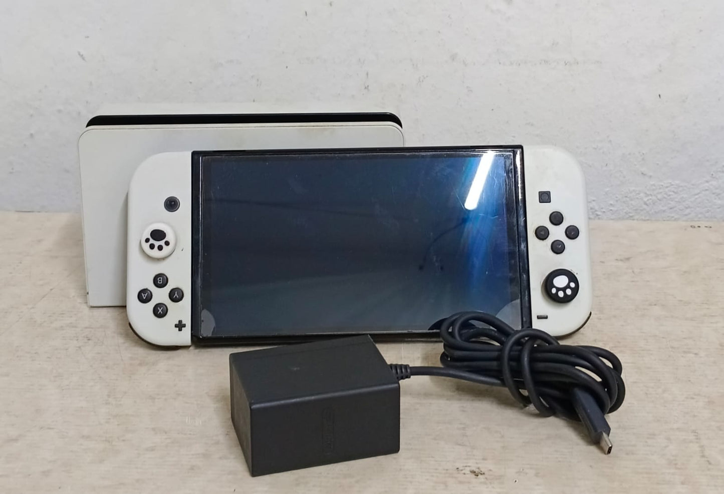 nintendo SWITCH OLED 3 juegos, usado