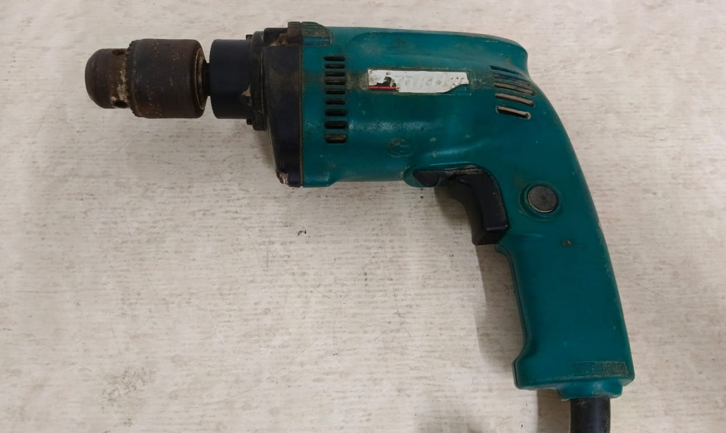 Taladro Makita hp1350, usado