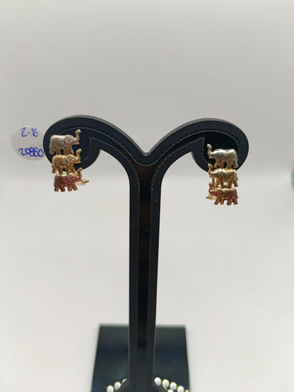 Aretes elefante ORO 10k peso 2.8gr, usado