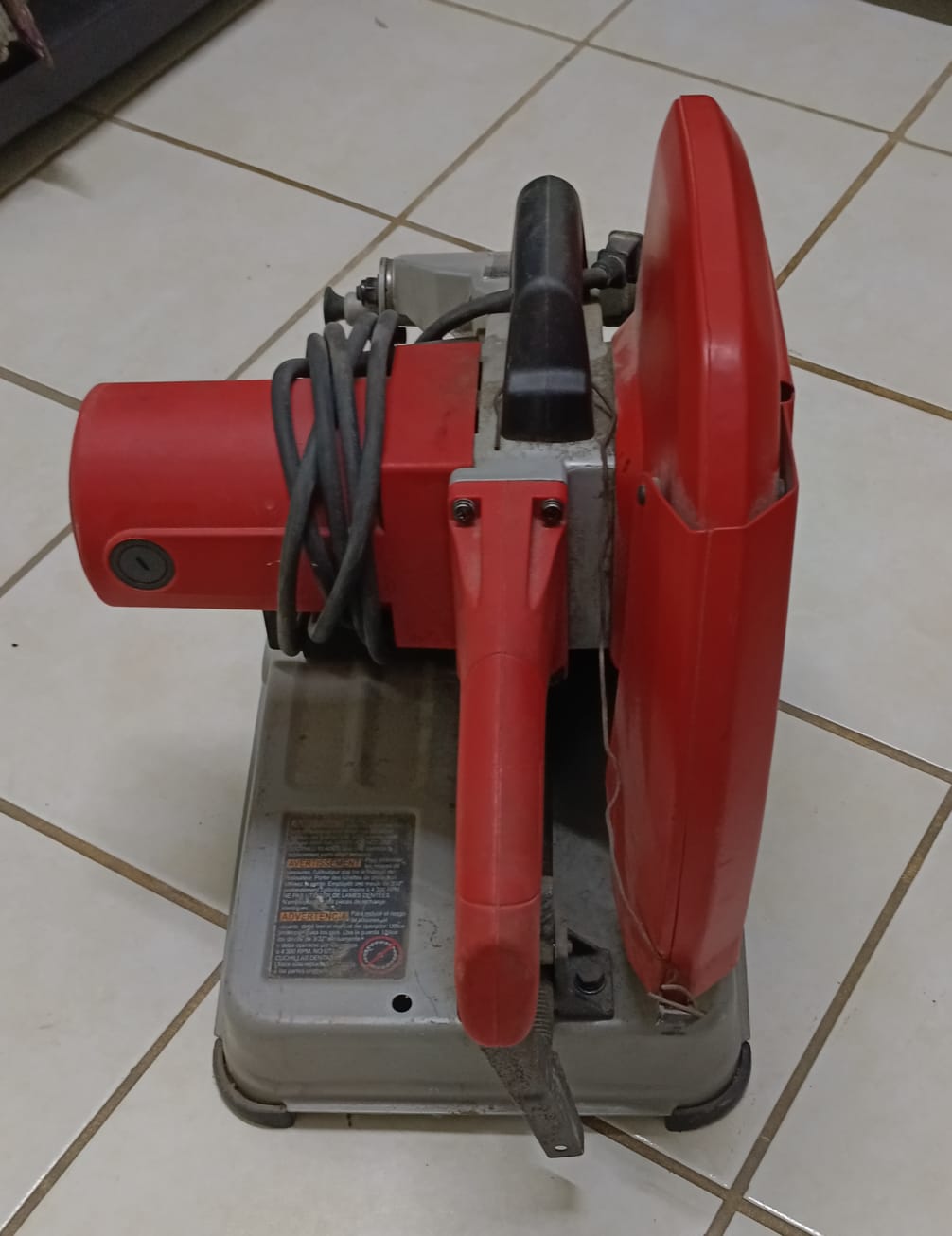 Cortadora de metal MILWAUKEE 6177-20, usado