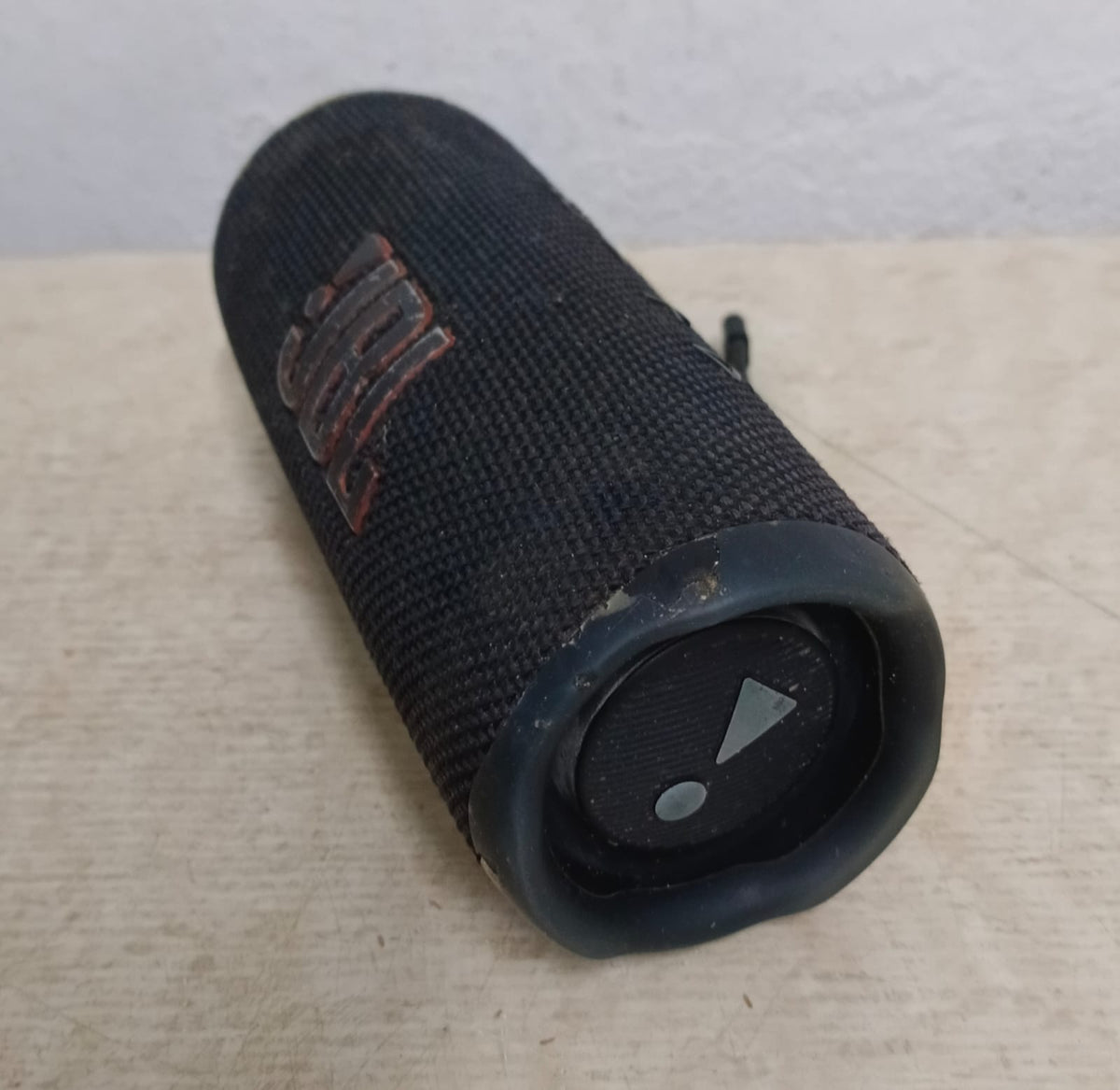 Bocina recargable JBL flip 6