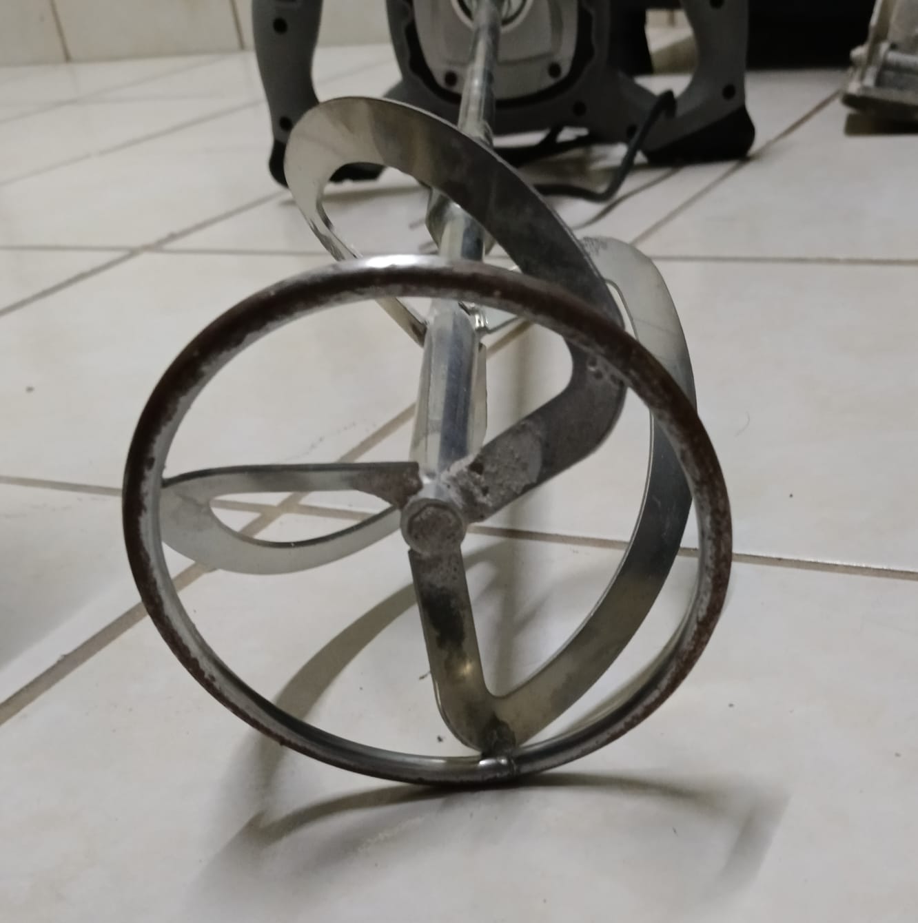 Batidor eléctrico de mezcla JNK mixer, usado