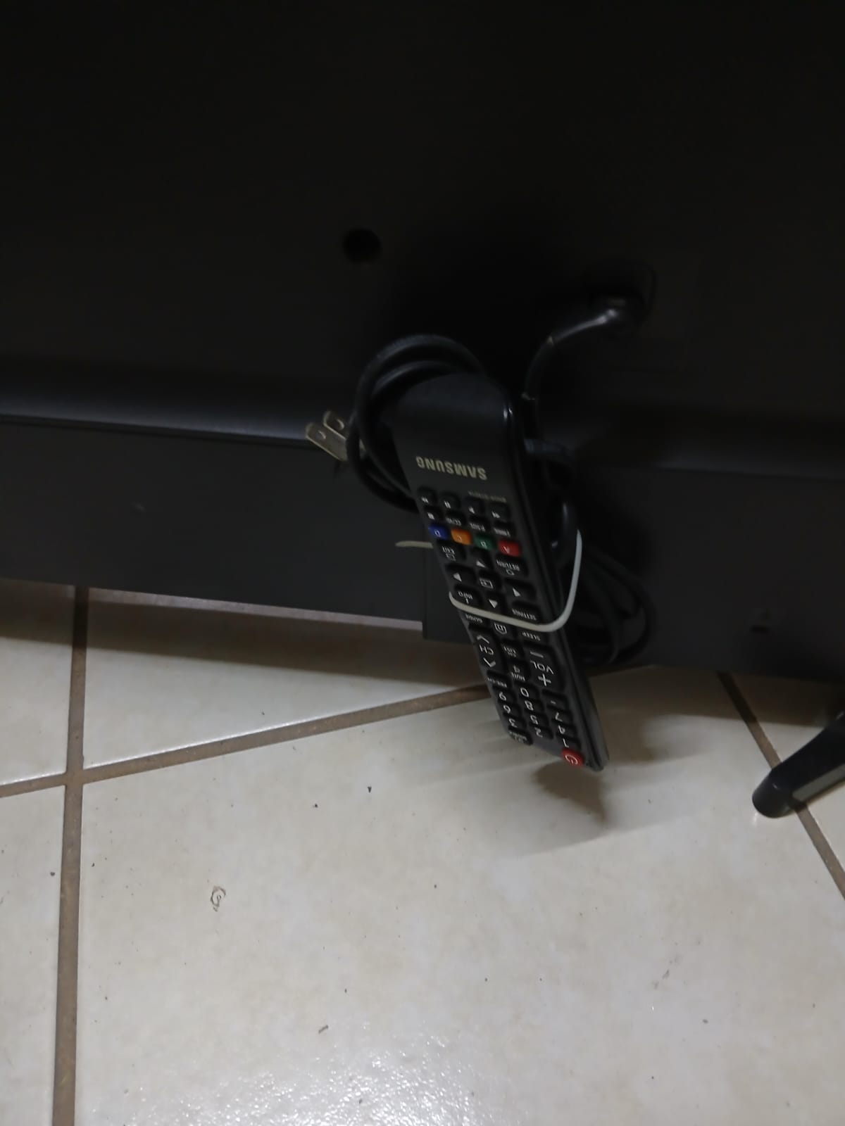 Smart tv Samsung 40 pulgadas con control, usado