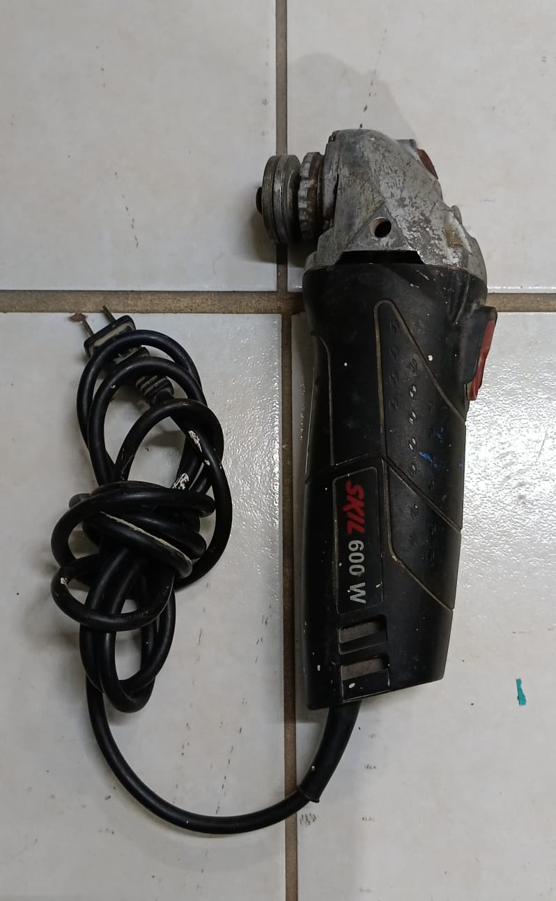 Mini esmeril SKIL 9002, usado