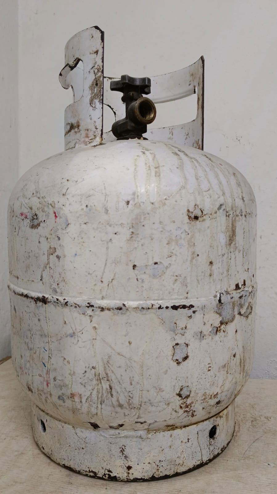 Cilindro de gas 10 KILOS , usado