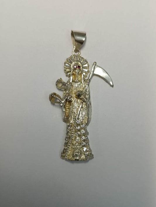 🕯️ Dije de Plata Santa Muerte – 17 g – USADO