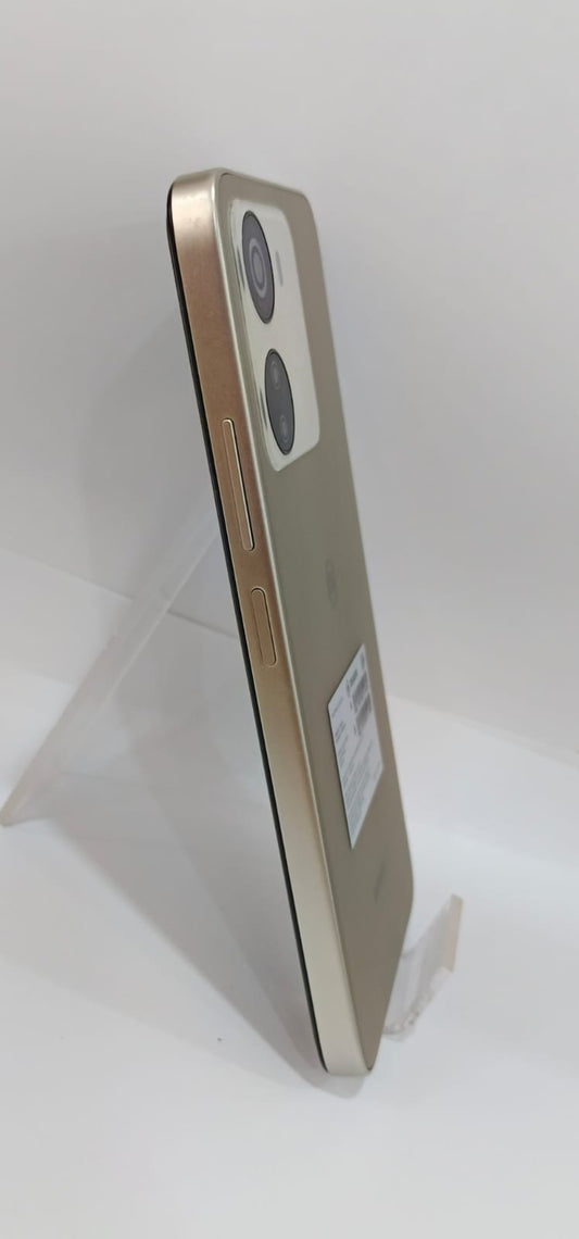 Celular Zuum Liberado Aura M1 128 GB 6 ram Gris 🎨 usado 🎨