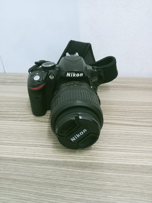 📸 Nikon D3200 -usada