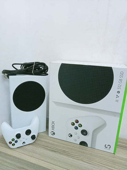 Xbox Series S: Potencia de Nueva Generación en Tamaño Compacto