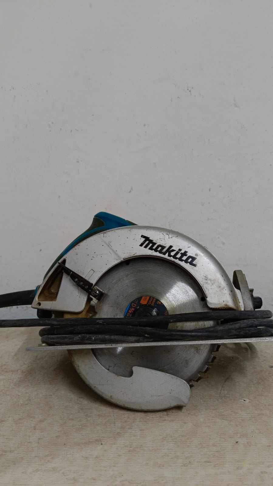 SIERRA CIRCULAR MAKITA