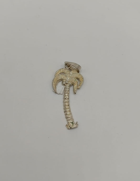 Dije Plamera PLATA 925 peso 4.3gr, usado