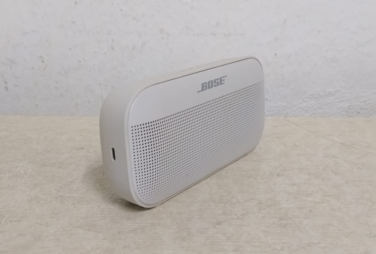 Bocina BOSE soundlink flex, usado