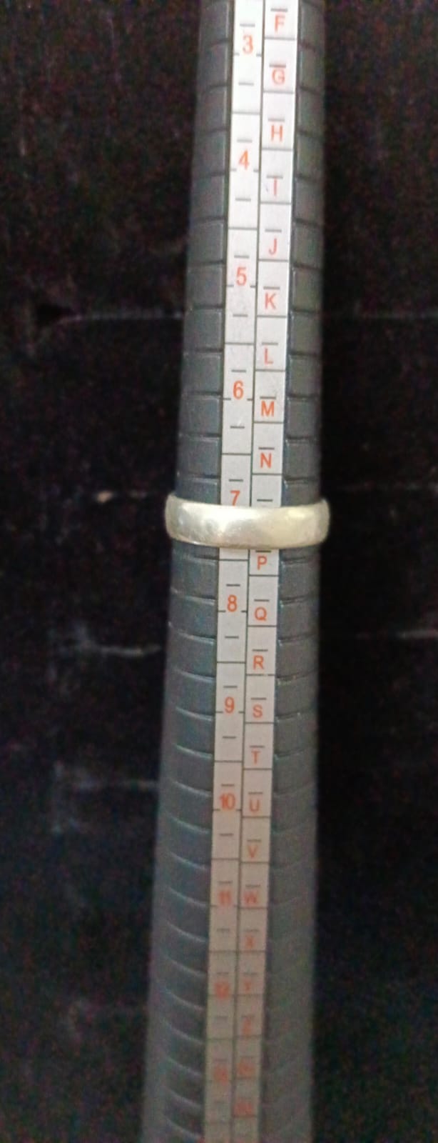 Argolla lisa PLATA 925 peso 2.4gr, usado