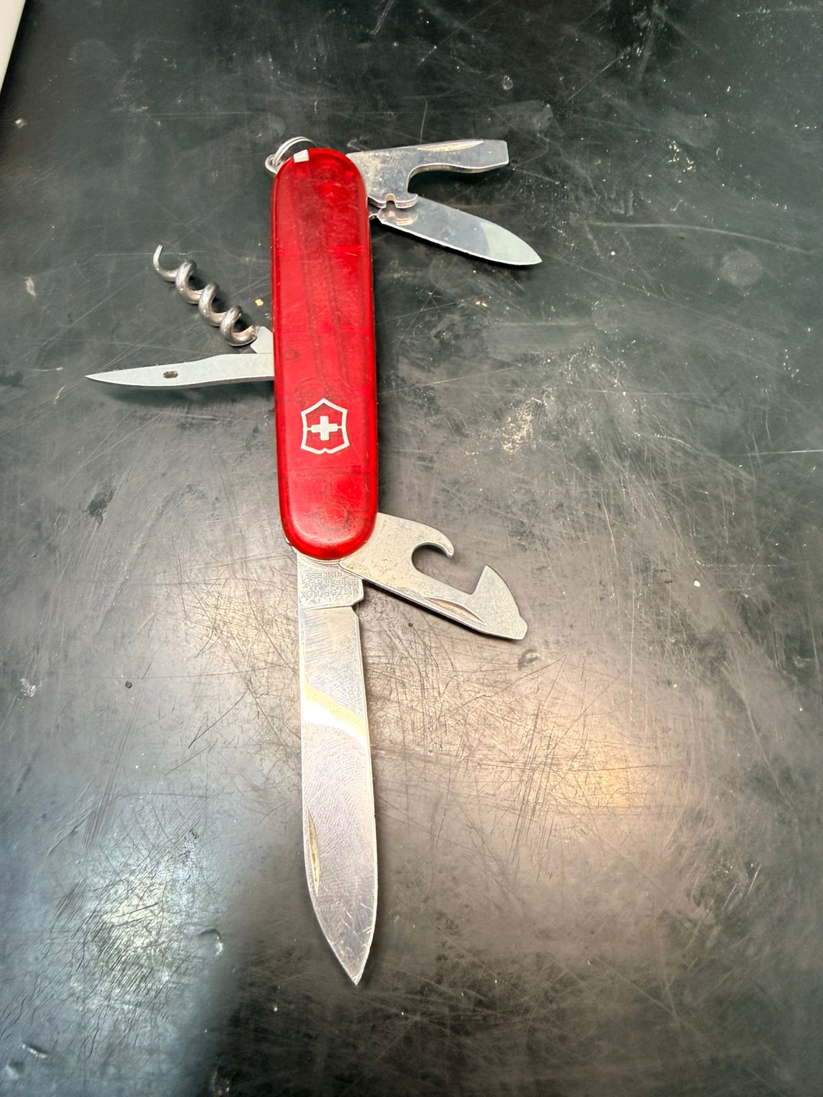 NAVAJA VICTORINOX-USADA