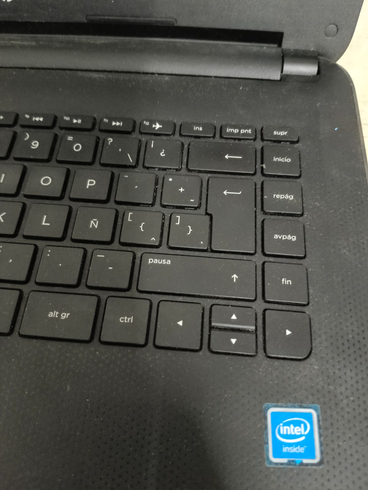 Laptop hp notebook windows 10 4ram mod. hp 240,usado