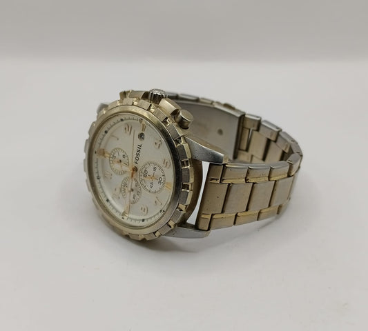 Reloj tipo pulsera tipo Fossil, usado