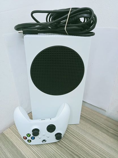 Xbox Series S: Potencia de Nueva Generación en Tamaño Compacto