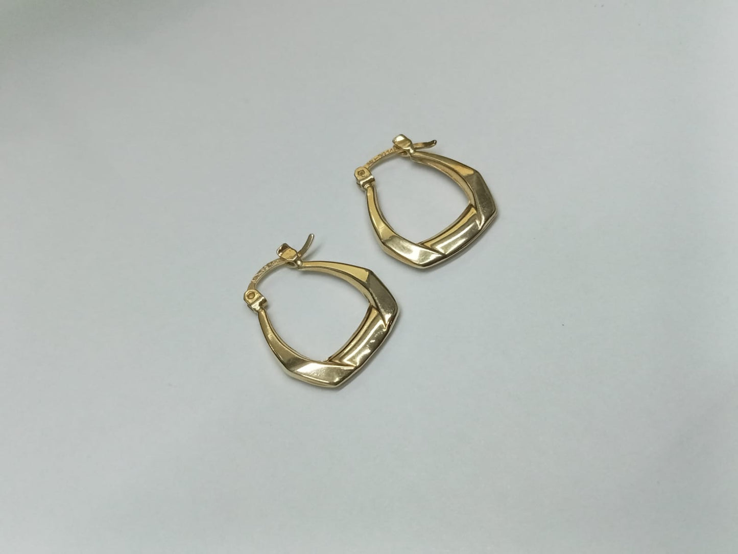 par aretes de oro 14k