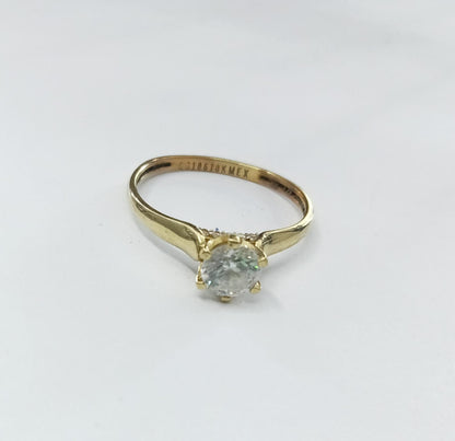 Anillo Solitario de Oro 10k – Talla 6.5