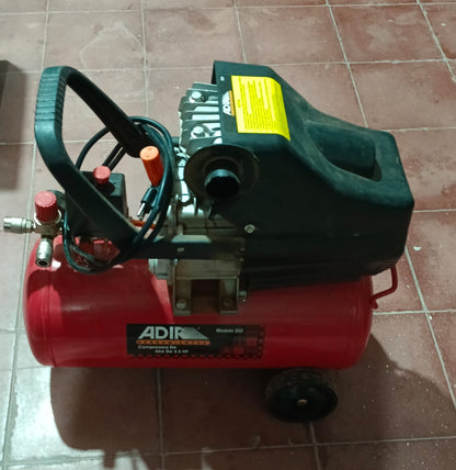 Compresor de aire 25 lts ADIR, usado