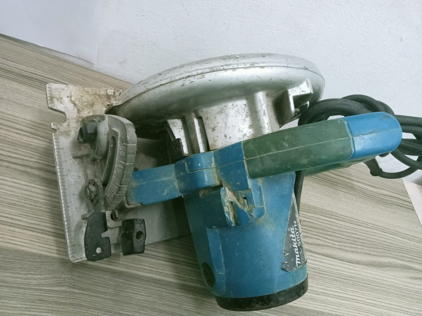 Sierra Circular Makita 5007N (usado)