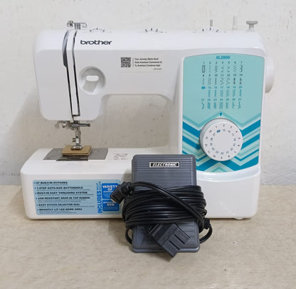 Maquina de coser BROTHER xl2800, usado