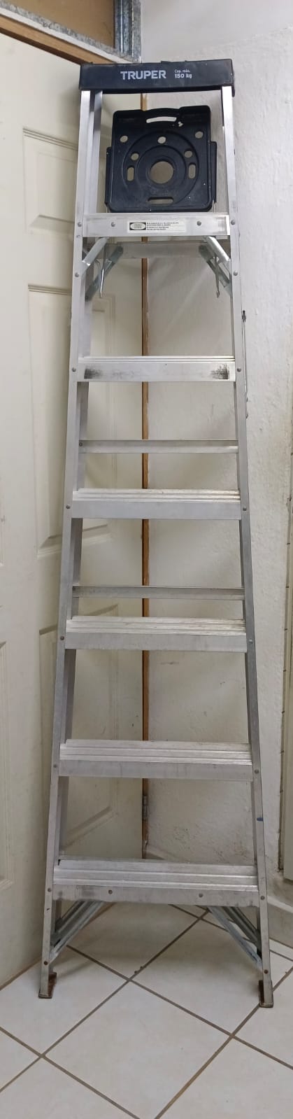 Escalera 7 peldaños TRUPER et-36