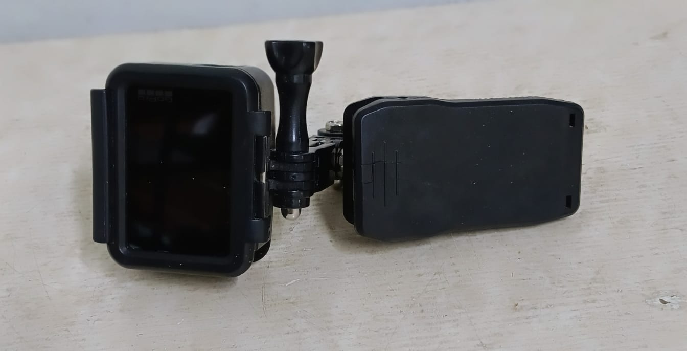 Camara GO PRO 5 black con base , usado