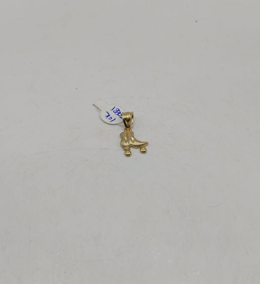 Dije Patin ORO 10k peso 1.1gr, usado