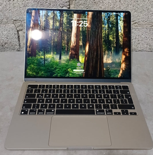 Laptop Macbook Air m3 256gb 8ram, usado