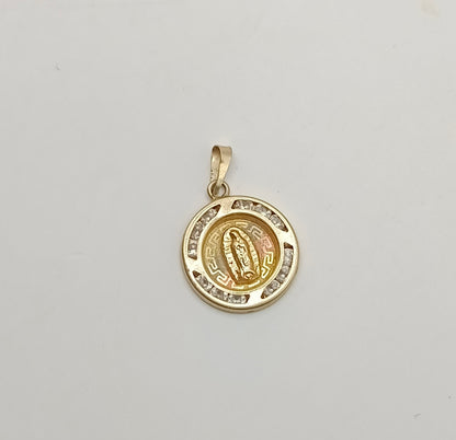 Dije religioso ORO 10k peso .6gr