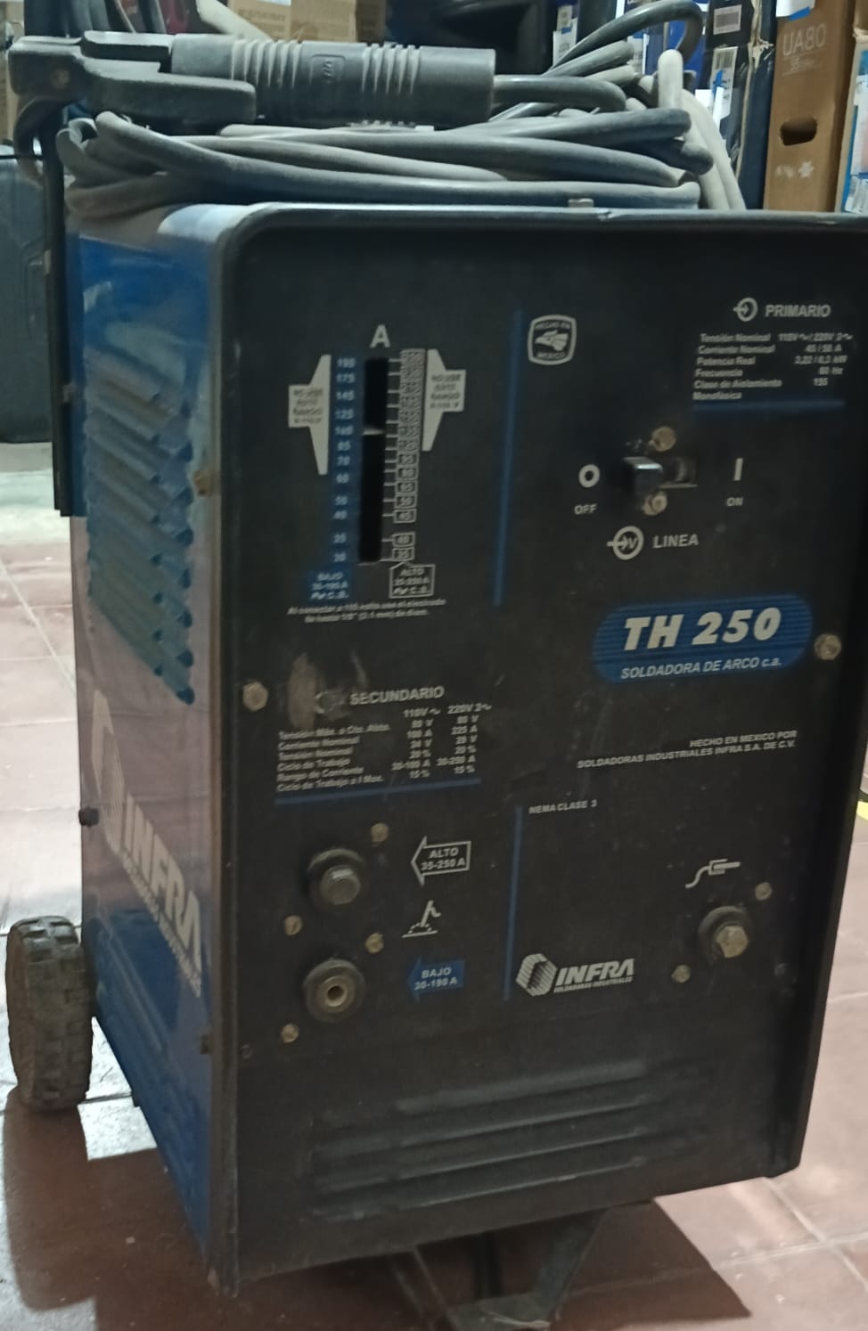 Soldadora inverter 110-220 IMFRA, usado