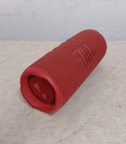 Bocina JBL flip 6 en caja, usada
